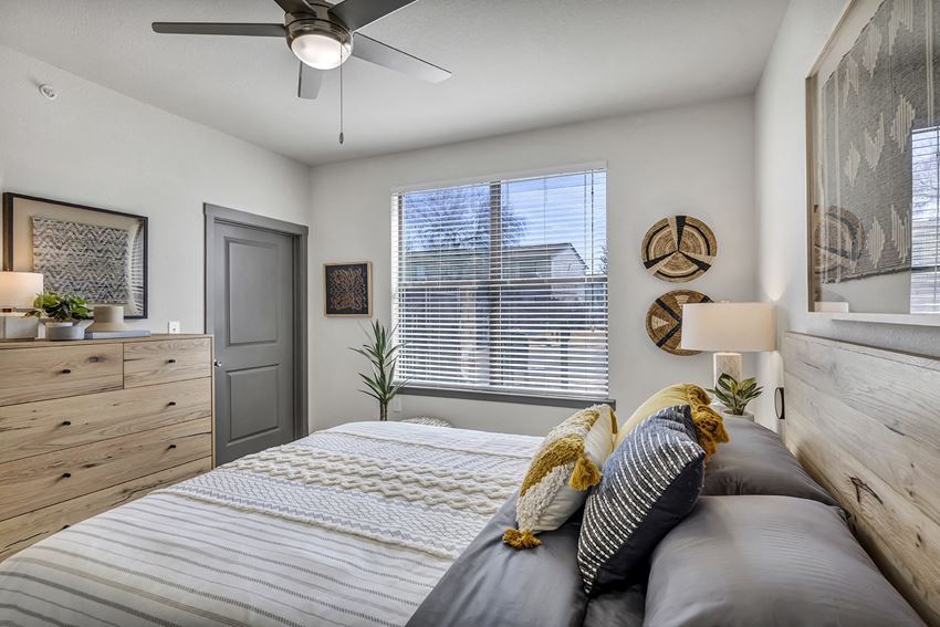 Axis Hamilton Apartments, 5039 Hamilton Wolfe Rd, San Antonio, TX